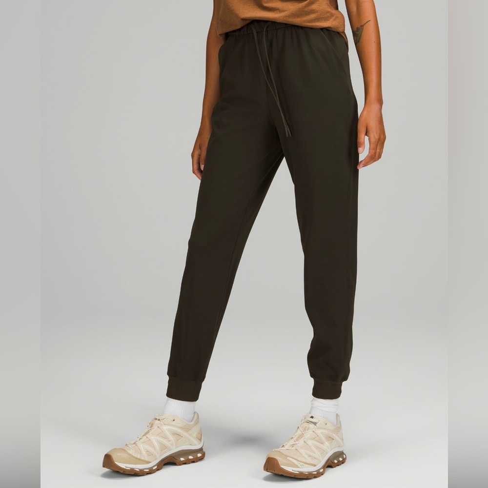 Like New Lululemon Stretch High Rise Jogger-Dark Olive